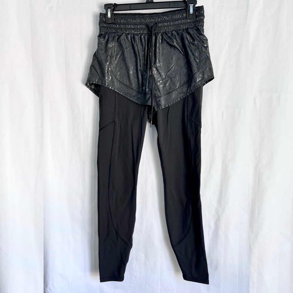 Athleta 2-in-1 Tight, black leopard, size XS